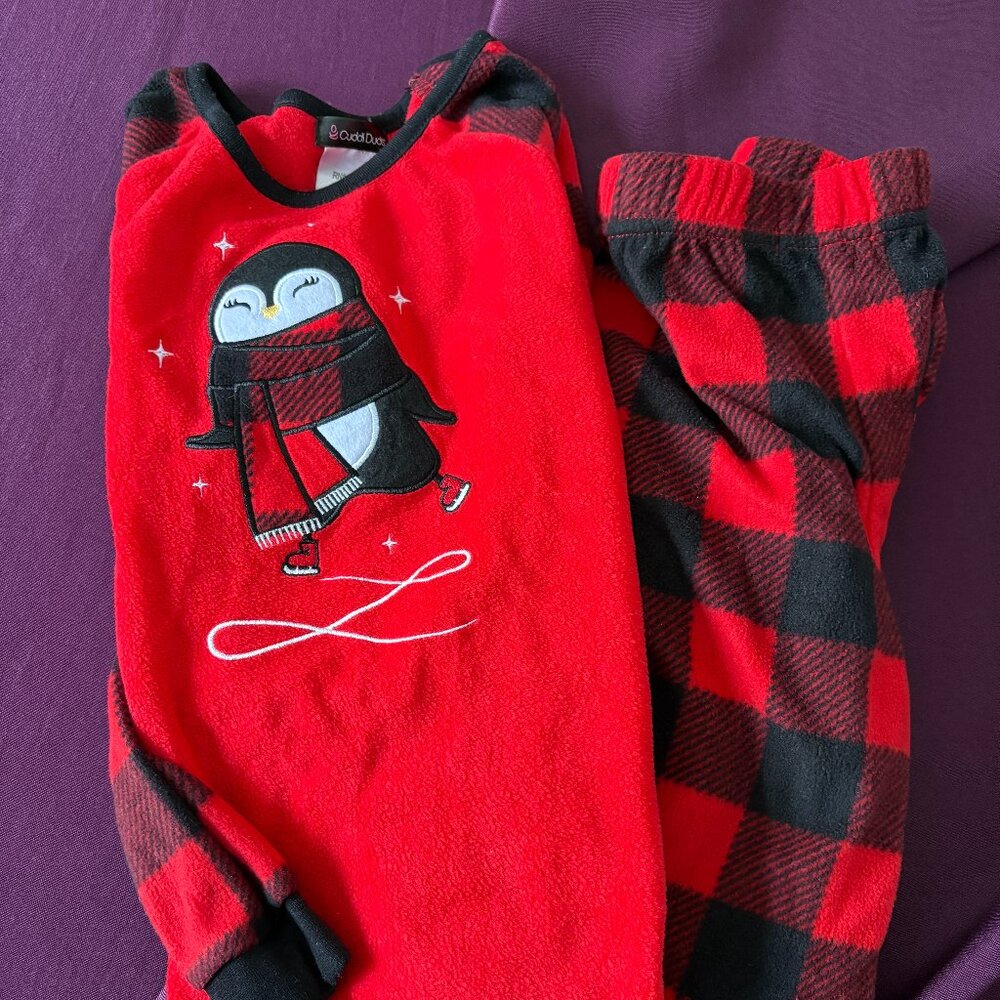 Cuddl Duds 2-Piece Fleece Pajama Girls 7/8 Set – Penguin (NWOT)